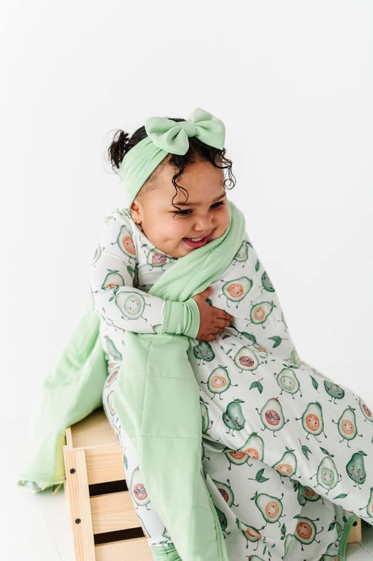 Let’s Avo-Cuddle Bamboo Toddler Blanket
